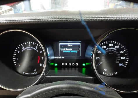 2015 Ford Mustang V6 z USA, uszkodzony, nr VIN 1FATP8EM7F5377638